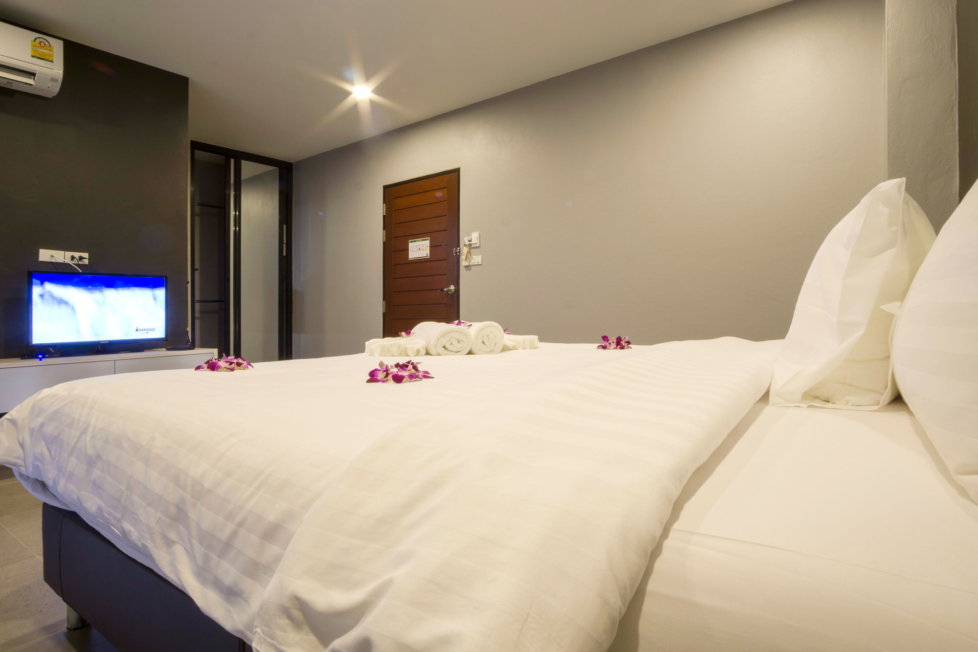 C Cha-Am Hotel Eksteriør bilde