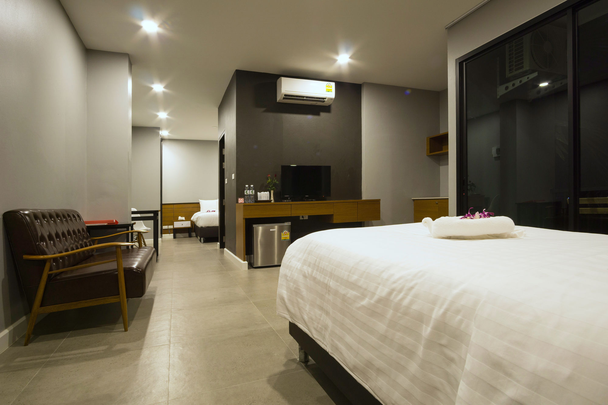 C Cha-Am Hotel Eksteriør bilde