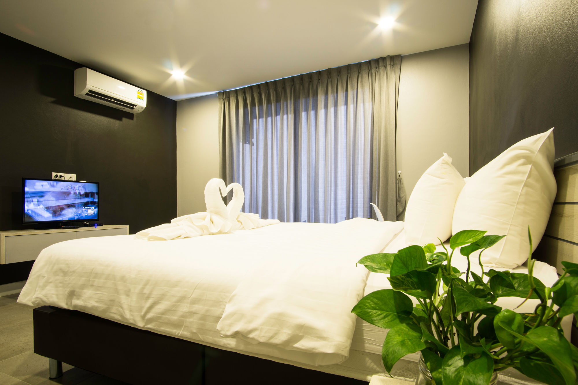 C Cha-Am Hotel Eksteriør bilde